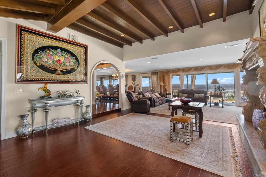 Interior, Living room, Recessed Lighting, Wooden Beams, Wooden Ceilings, Wood Texture Flooring