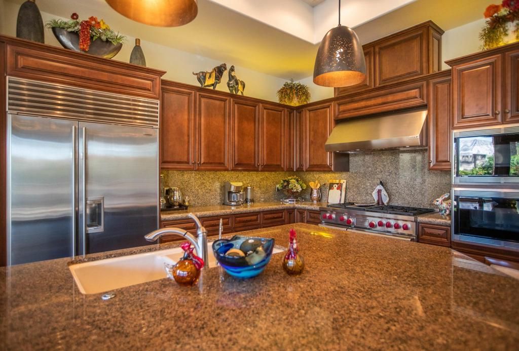 Interior, Kitchen, Pendant Lights, Stainless Steel Appliances