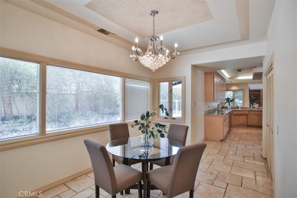 Chandelier, Dining room, Interior, Kitchen