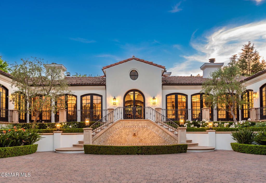 Exterior, Facade, Spanish Mediterranean