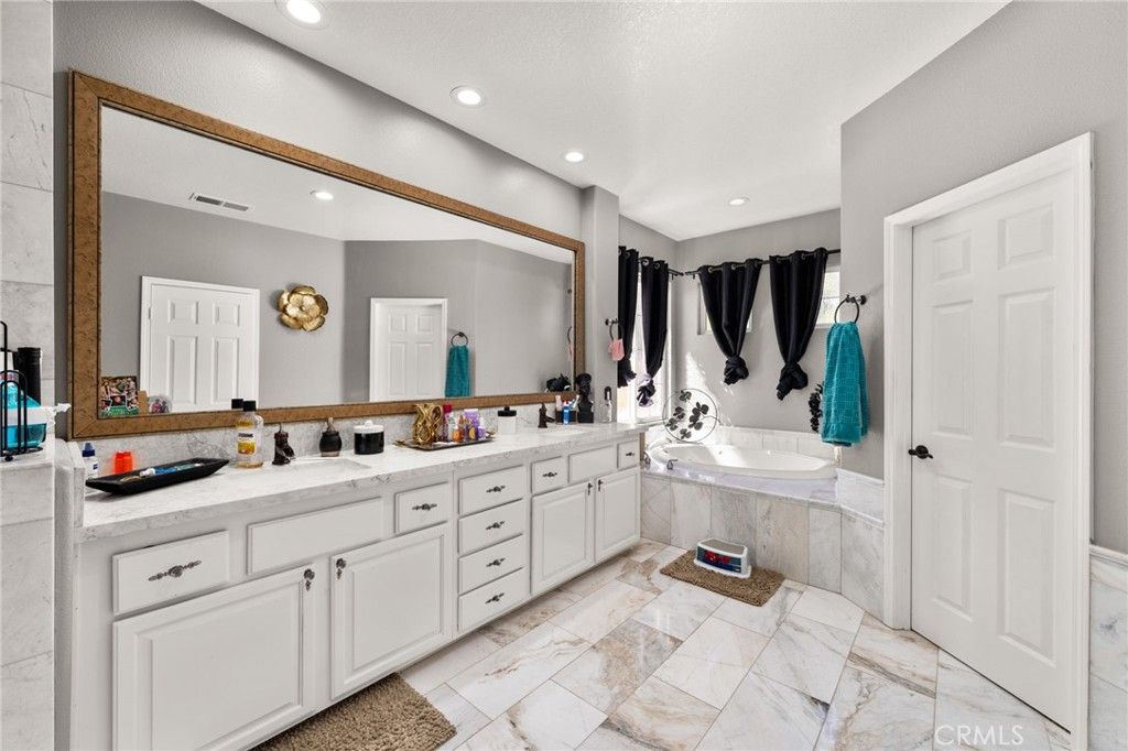 Bathroom, Dual Sink Vanities, Interior, Marble, Recessed Lighting