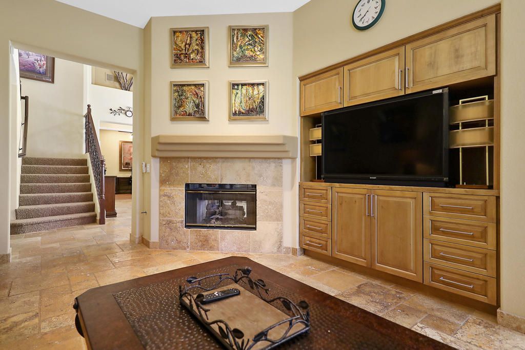 Fireplace, Interior