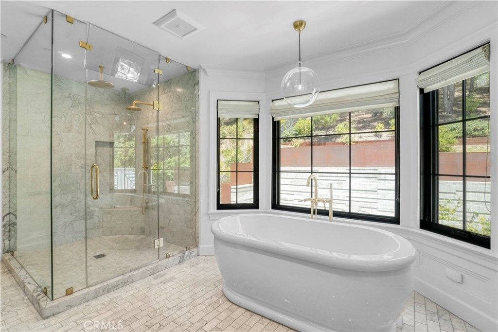 Bathroom, Free Standing Baths, Glass Shower, Interior, Marble Walls, Pendant Lights