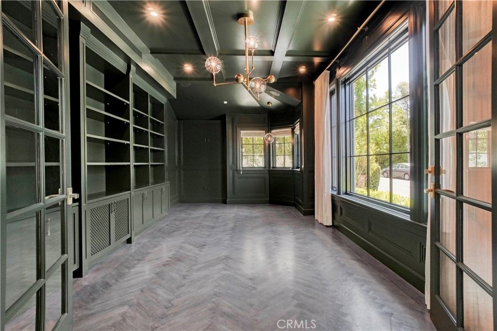 Chandelier, Interior, Pendant Lights, Recessed Lighting, Wood Texture Flooring