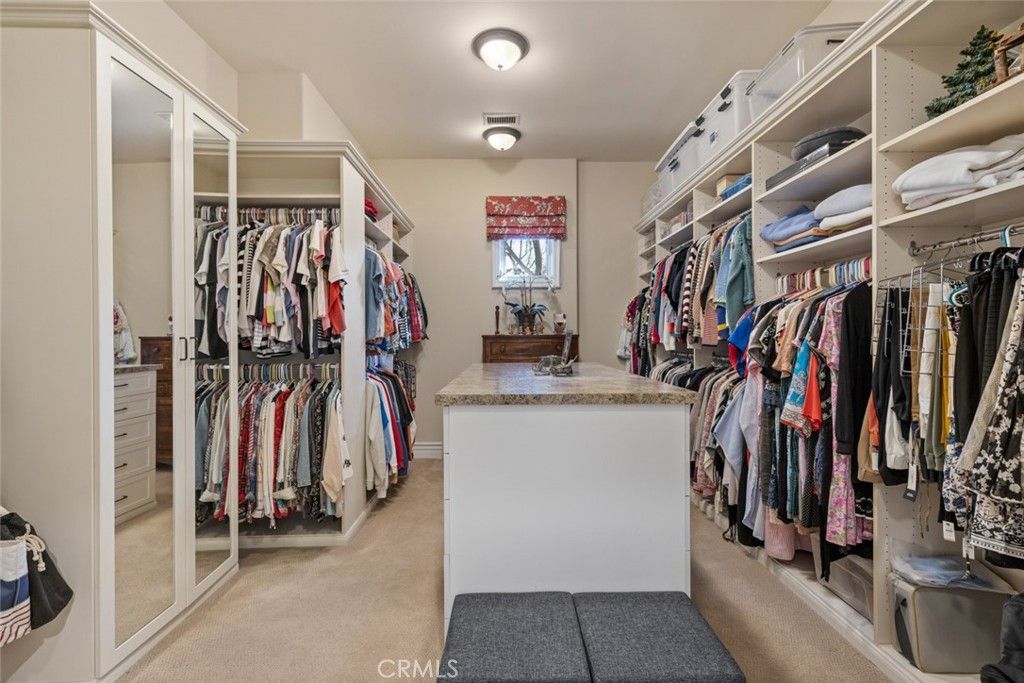 Interior, Walk-in Closets