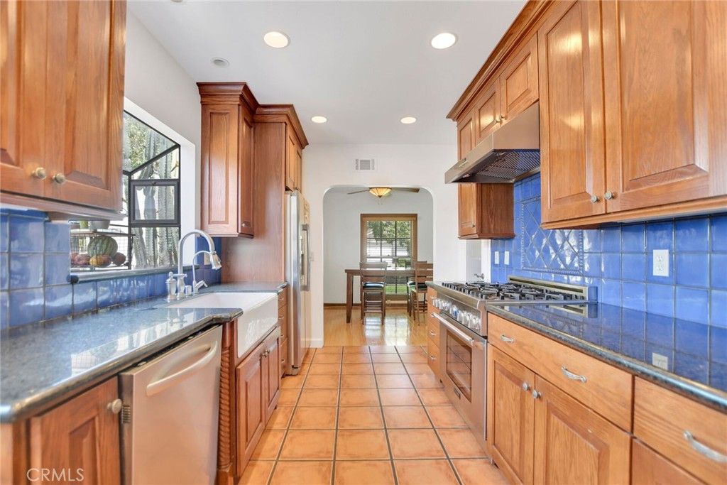 Dining room, Interior, Kitchen, Recessed Lighting