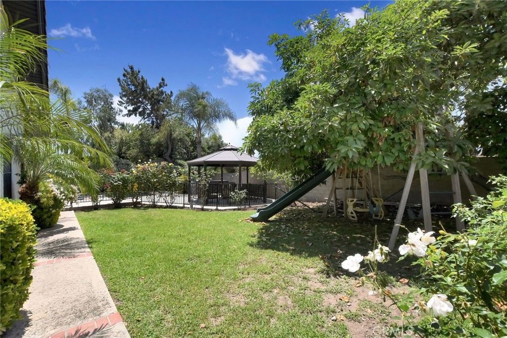 Backyard, Exterior, Playground