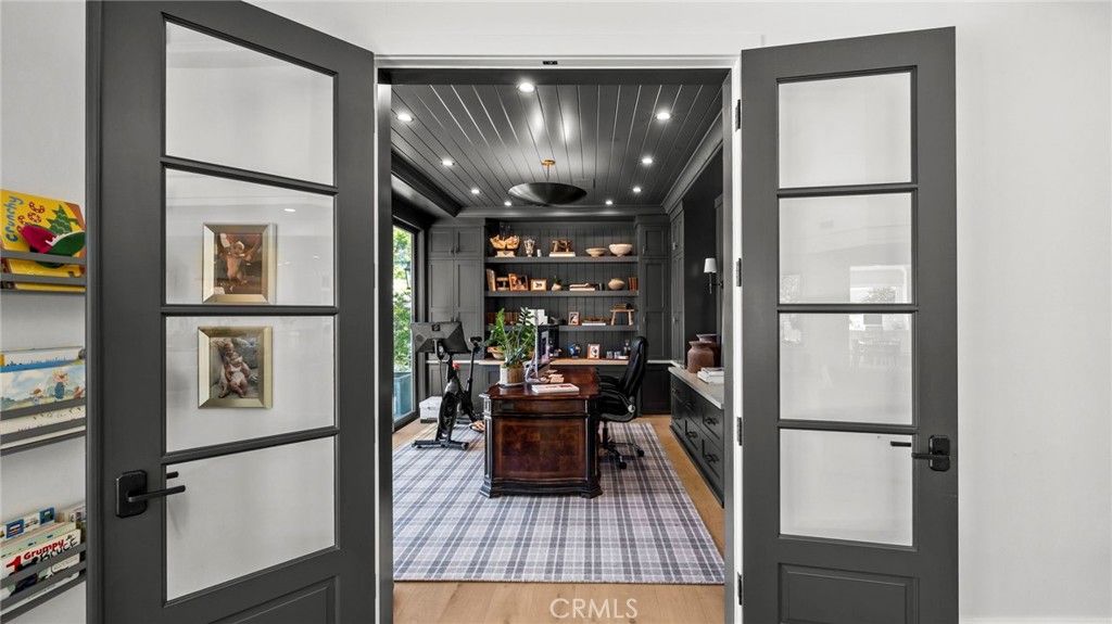 Dining room, Interior, Recessed Lighting, Wooden Ceilings, Wood Texture Flooring