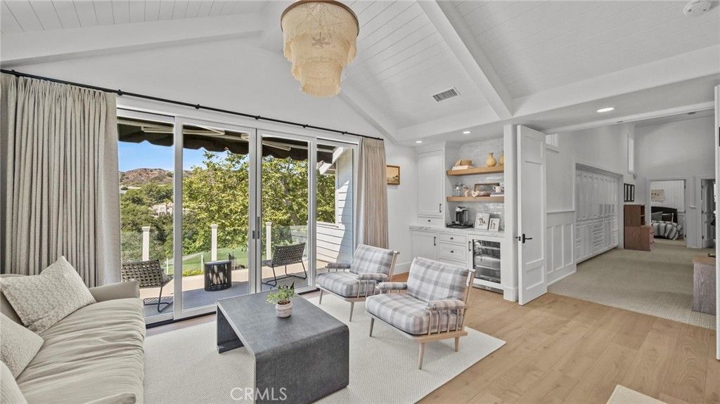 Chandelier, Interior, Living room, Recessed Lighting, Wood Texture Flooring