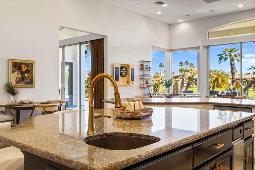 Dining room, Interior, Kitchen, Recessed Lighting, Water