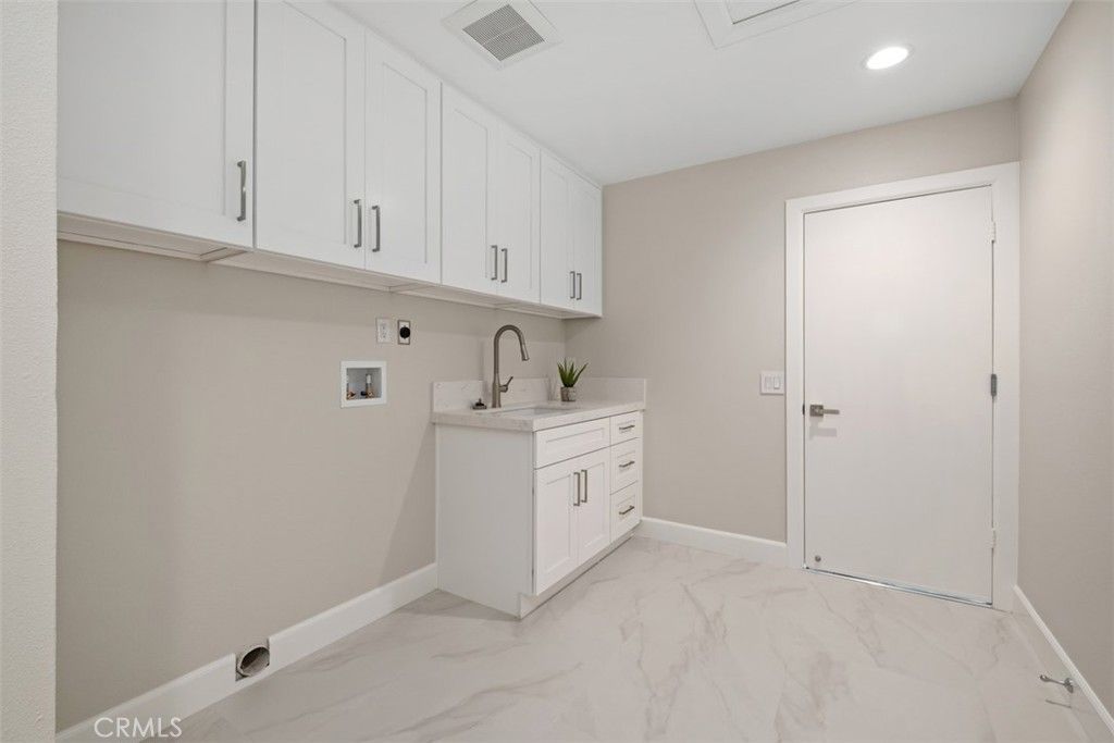 Interior, Kitchen, Marble, Recessed Lighting