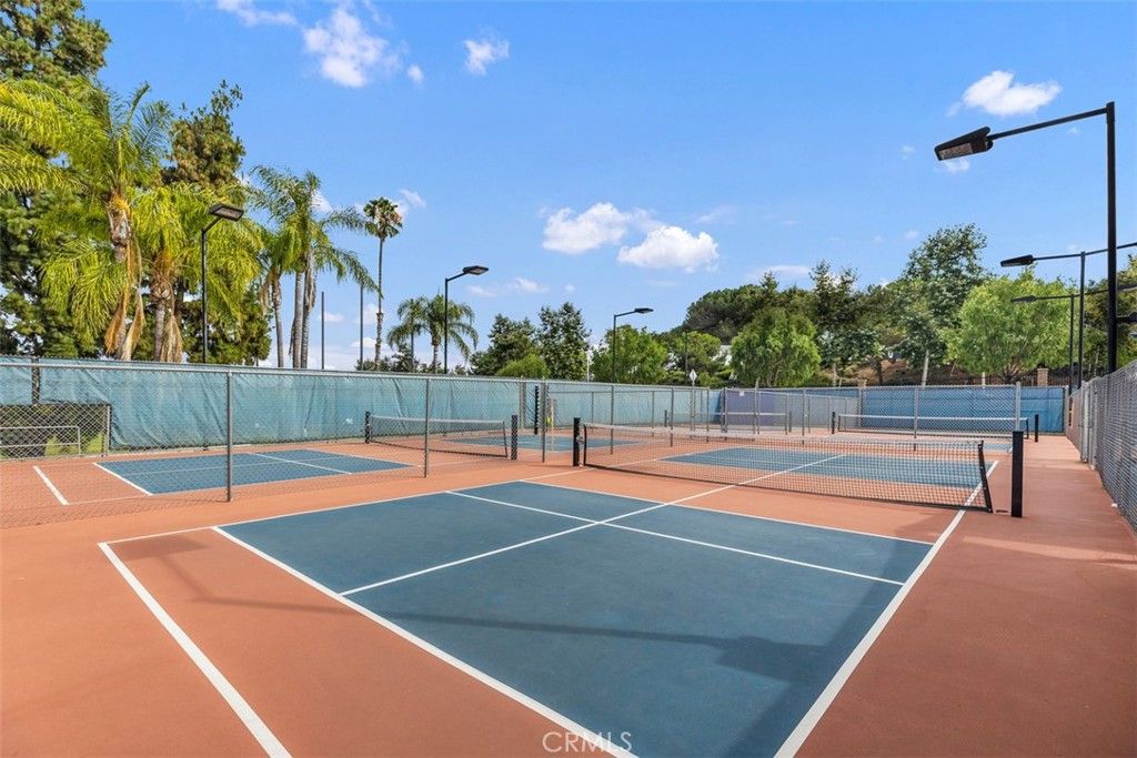 Exterior, Tennis Courts
