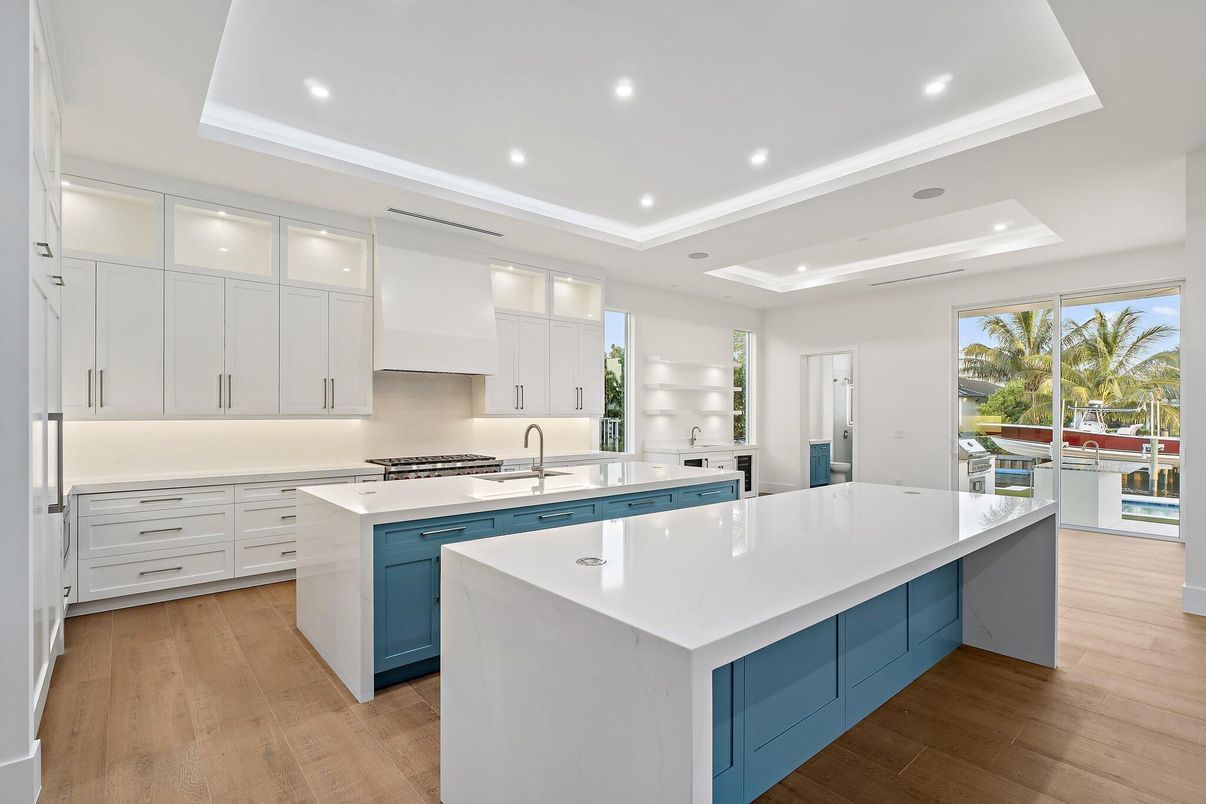 Interior, Kitchen, Recessed Lighting, Wood Texture Flooring