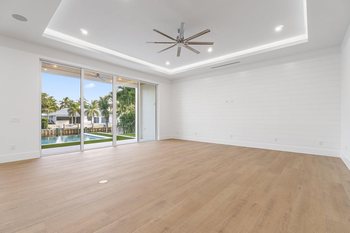 Empty room, Interior, Pendant Lights, Recessed Lighting, Wood Texture Flooring