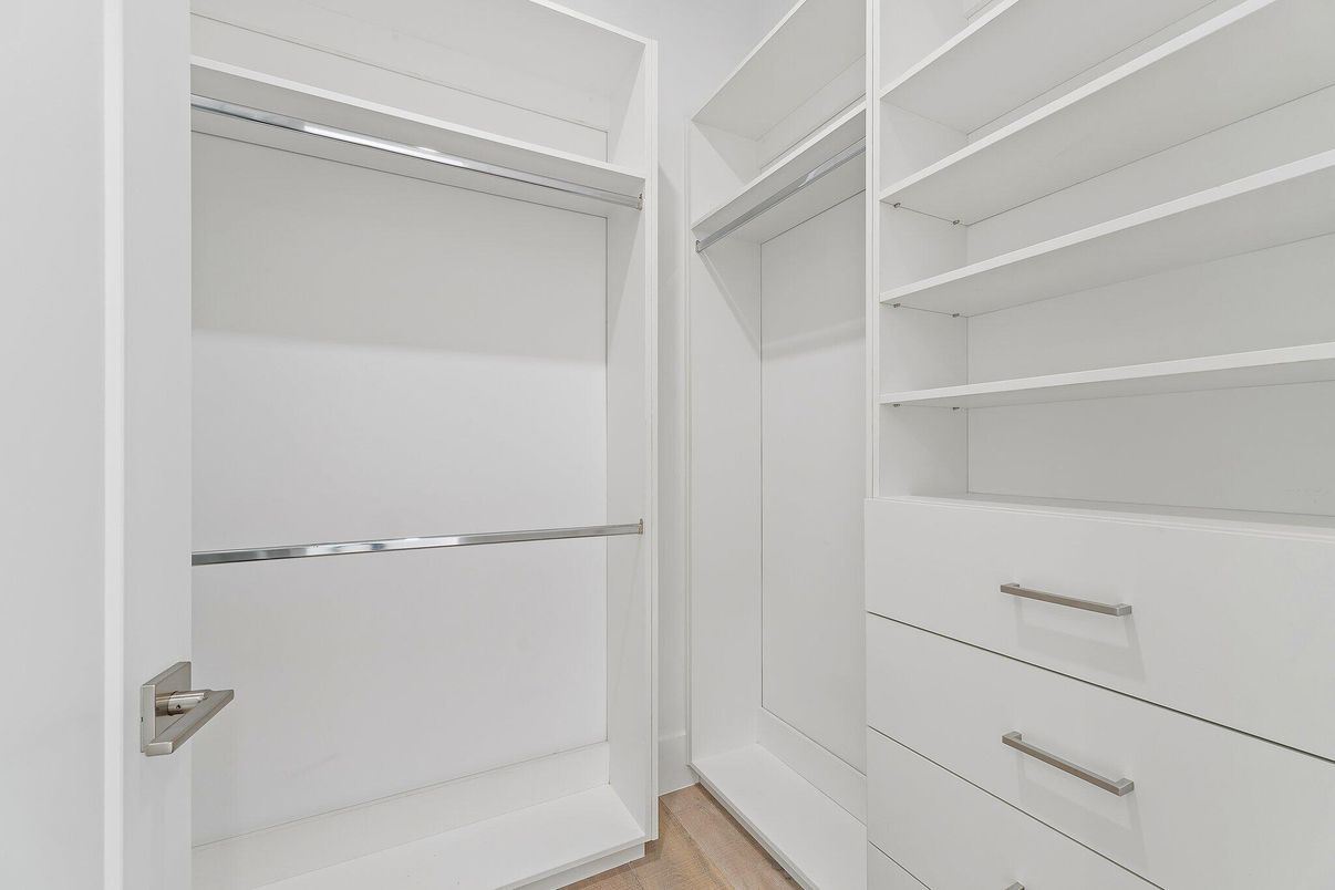 Interior, Walk-in Closets, Wood Texture Flooring