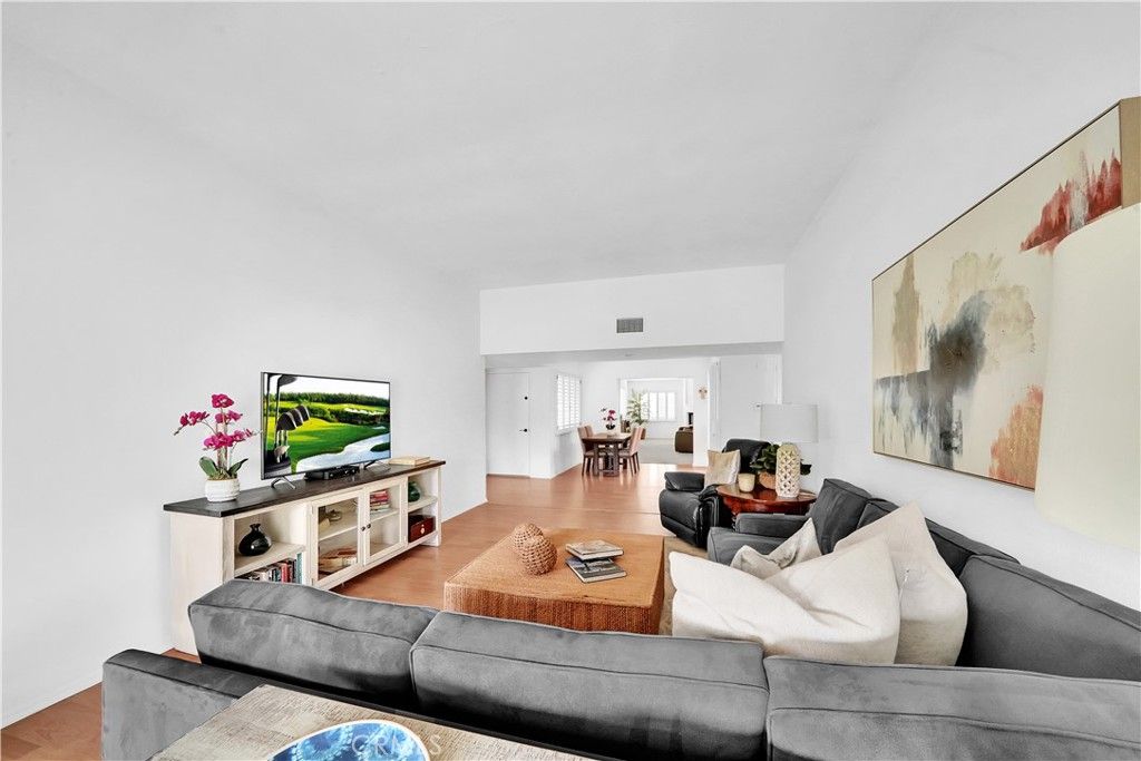 Dining room, Interior, Living room, Wood Texture Flooring