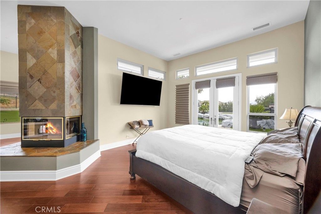Bedroom, Fireplace, Interior, Wood Texture Flooring