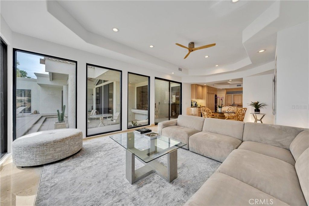 Dining room, Interior, Living room, Recessed Lighting