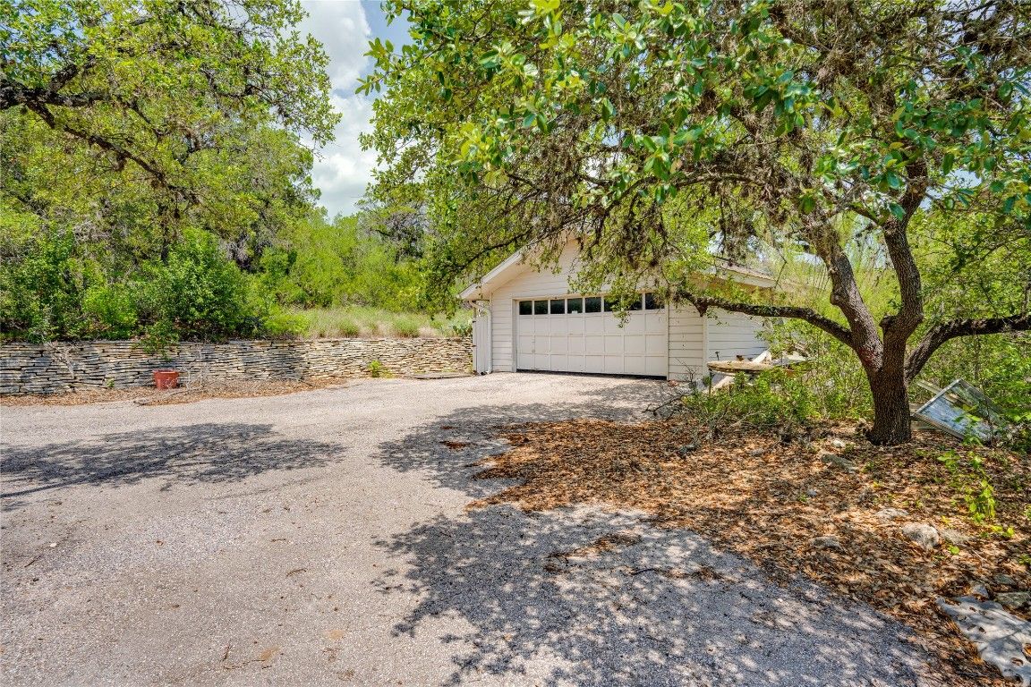 Backyard, Detached Garage, Exterior