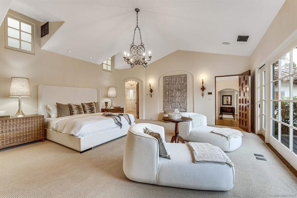 Bedroom, Chandelier, Interior, Recessed Lighting