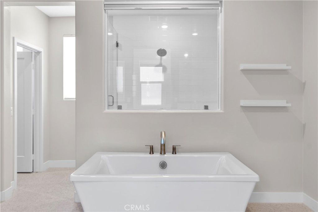 Bathroom, Free Standing Baths, Glass Shower, Interior