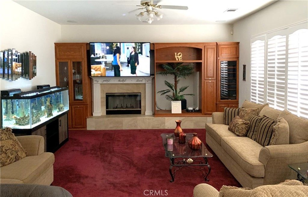 Fireplace, Interior, Living room