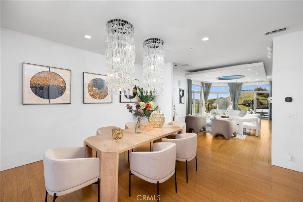 Chandelier, Dining room, Interior, Living room, Recessed Lighting, Wood Texture Flooring