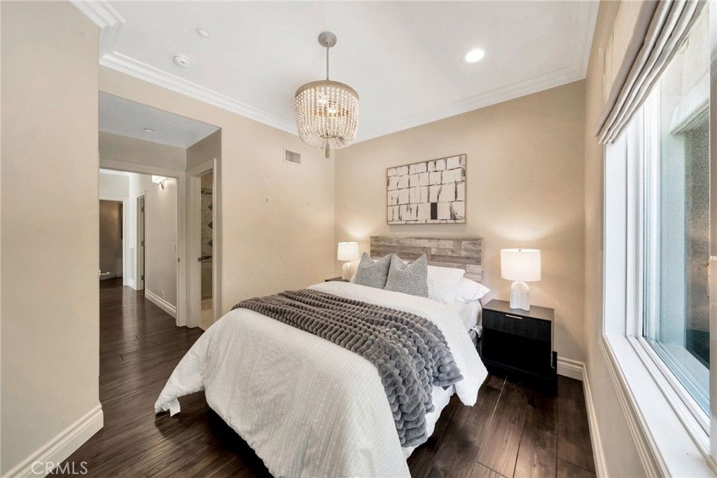 Bedroom, Chandelier, Interior, Recessed Lighting, Wood Texture Flooring