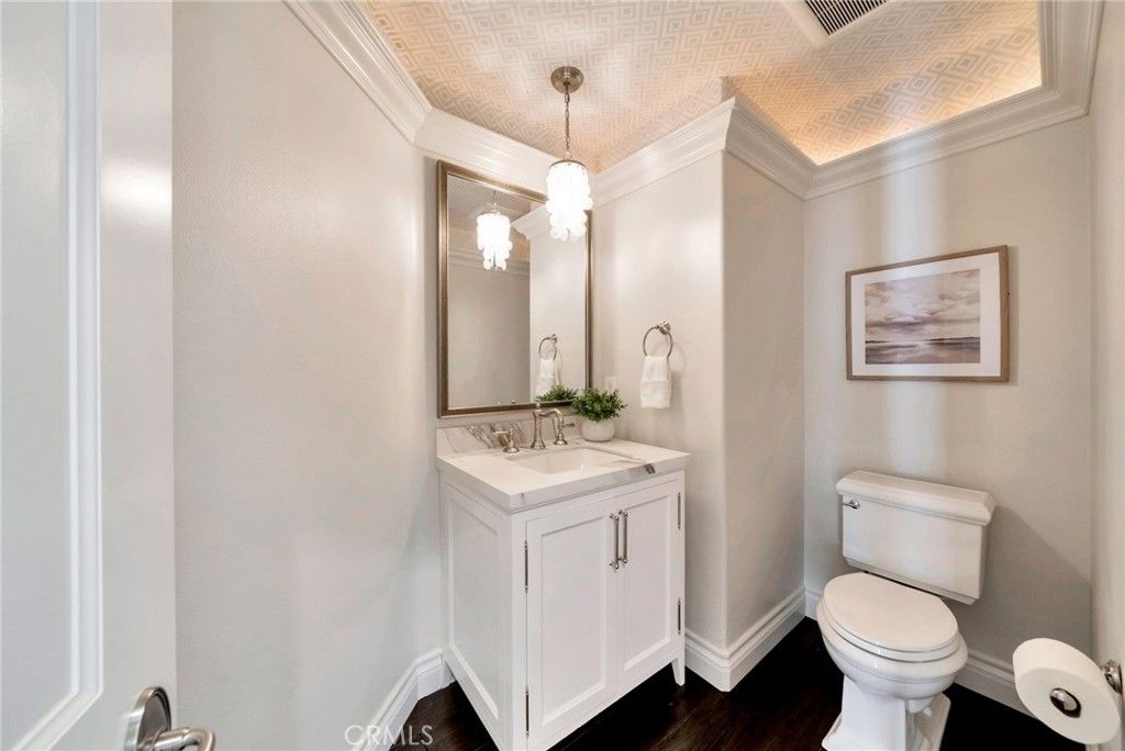 Bathroom, Interior, Pendant Lights, Wood Texture Flooring