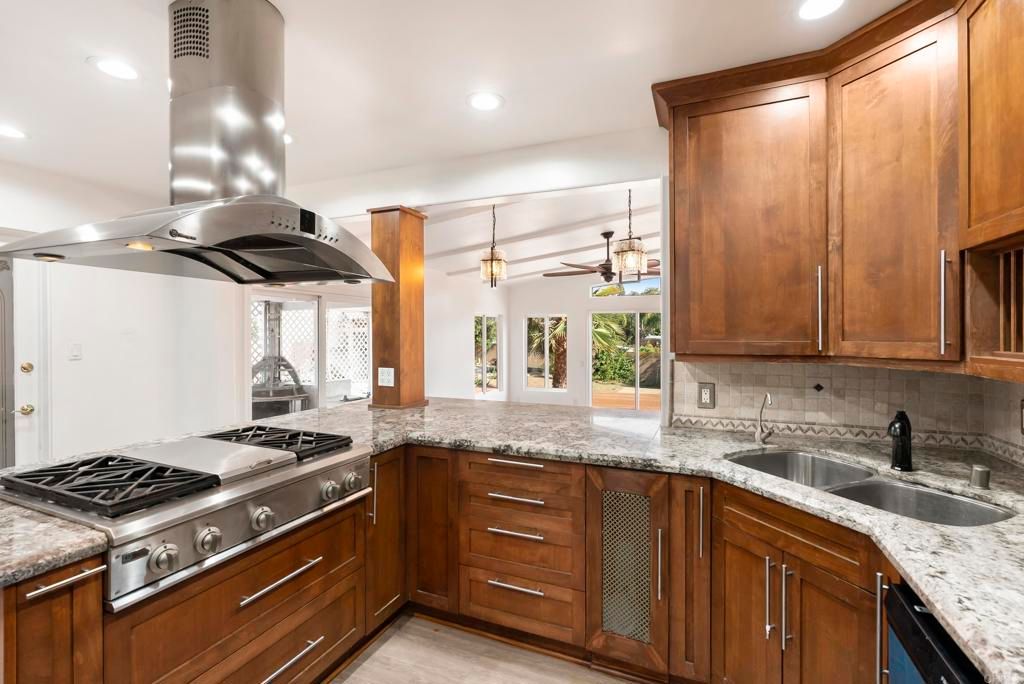Interior, Kitchen, Pendant Lights, Recessed Lighting, Stainless Steel Appliances