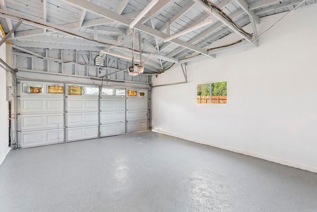 Garage, Interior