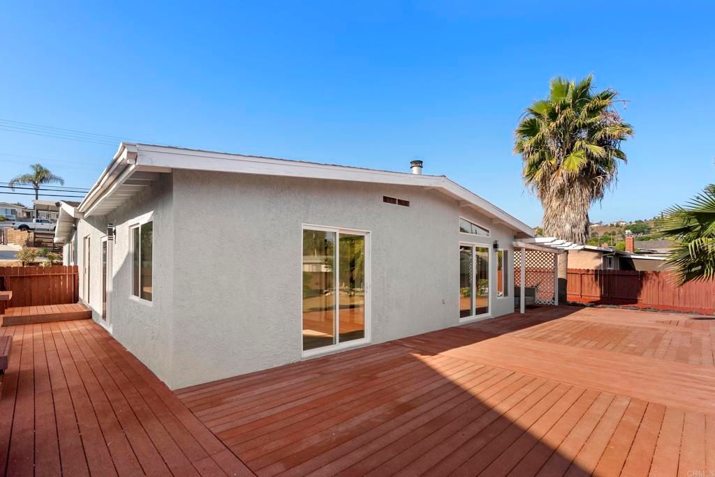 Exterior, Wood Texture Flooring