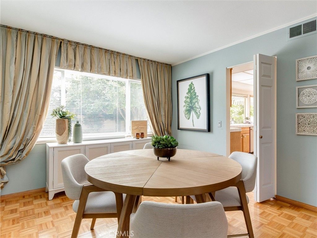 Dining room, Interior, Wood Texture Flooring