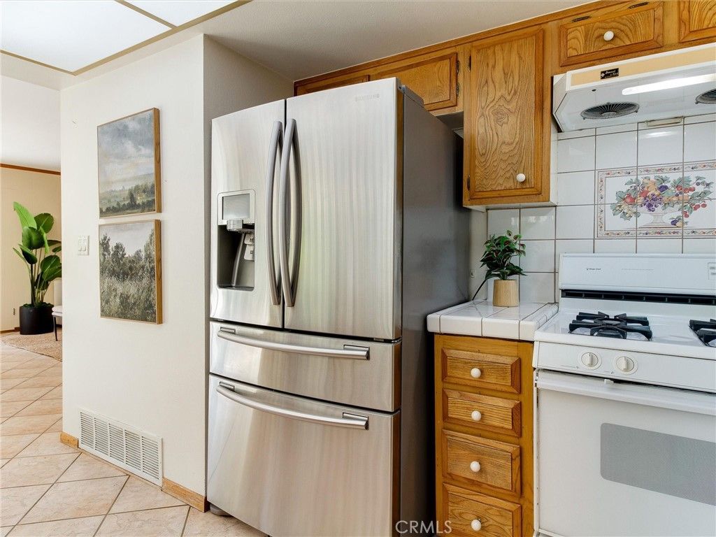 Interior, Kitchen, Tile Countertops