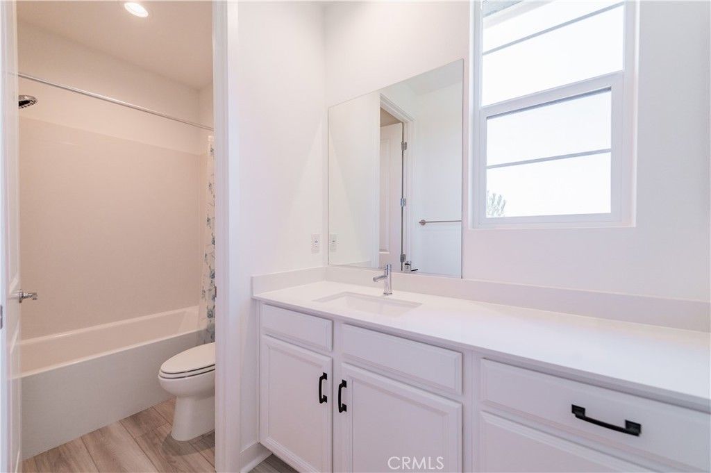 Bathroom, Interior, Recessed Lighting, Wood Texture Flooring