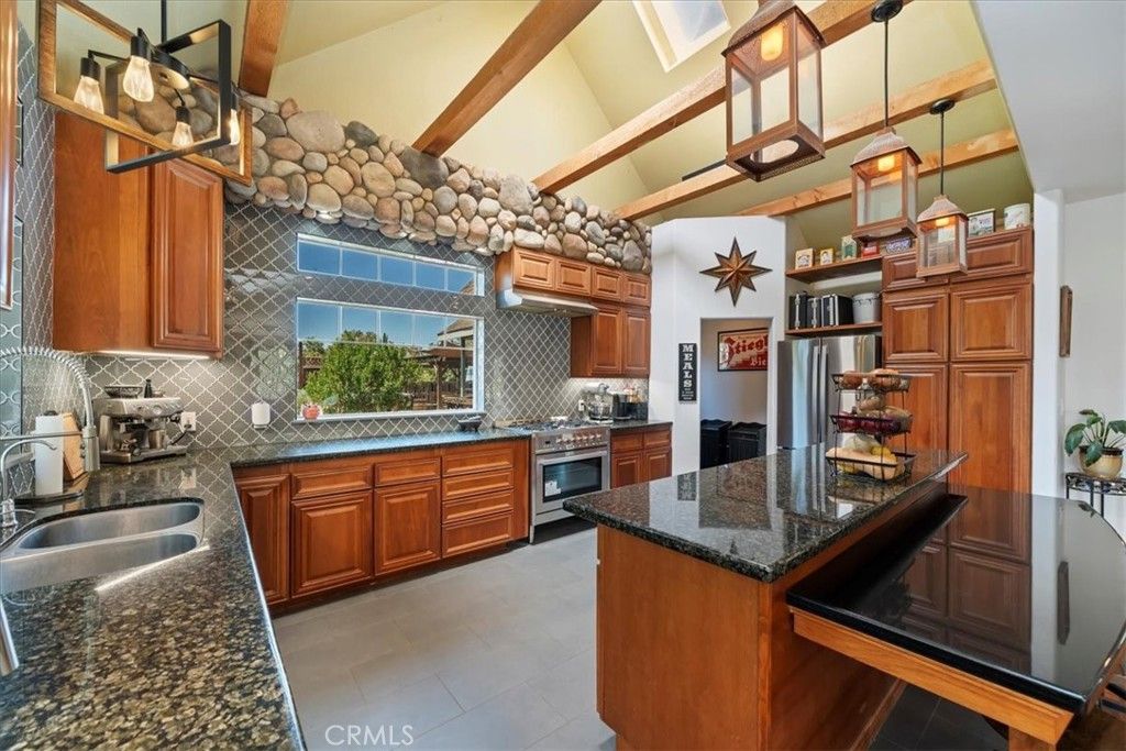 Interior, Kitchen, Pendant Lights, Stainless Steel Appliances