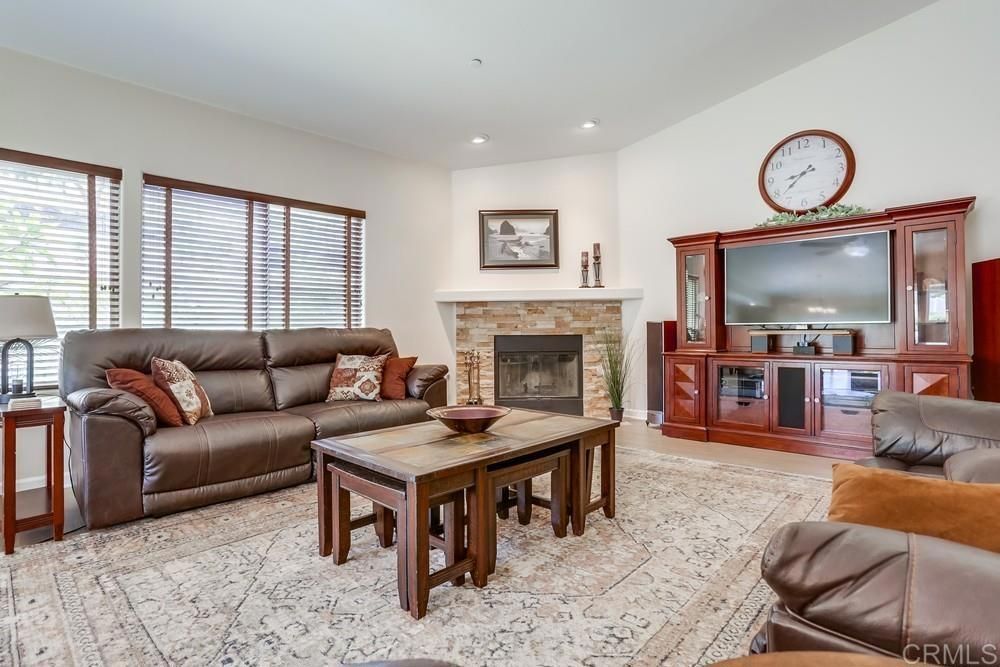Fireplace, Interior, Living room, Recessed Lighting