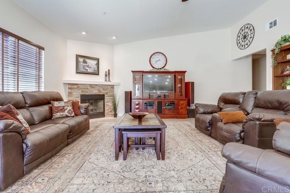 Fireplace, Interior, Living room, Recessed Lighting