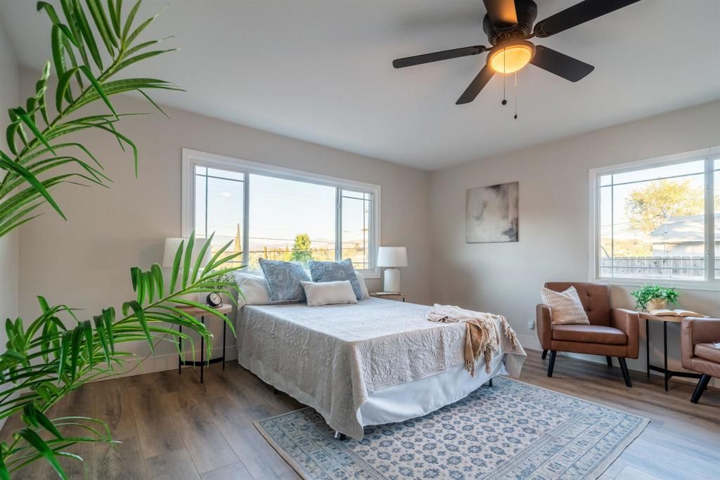 Bedroom, Interior, Wood Texture Flooring