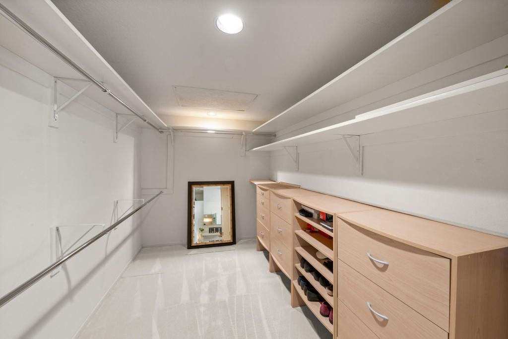 Interior, Recessed Lighting, Walk-in Closets