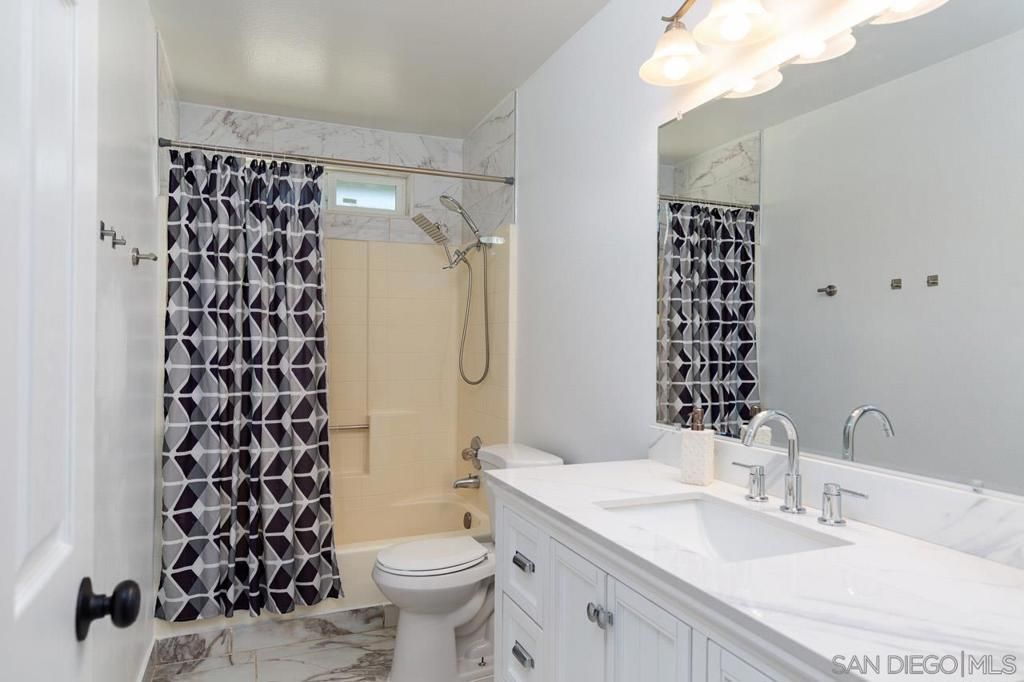 Bathroom, Interior, Marble, Marble Walls
