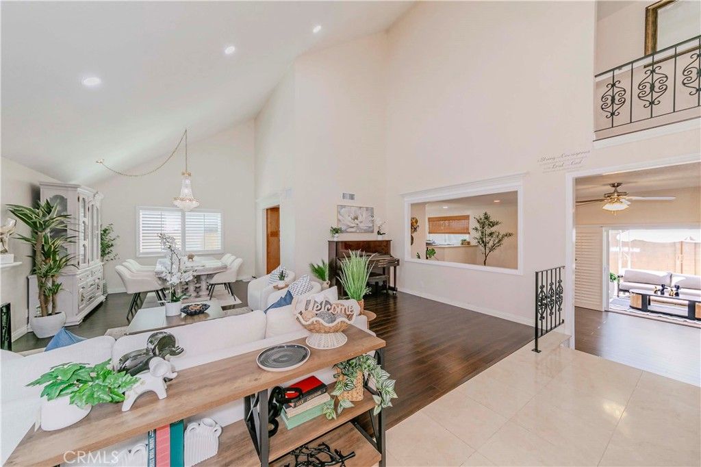 Chandelier, Dining room, Interior, Living room, Pendant Lights, Recessed Lighting, Wood Texture Flooring