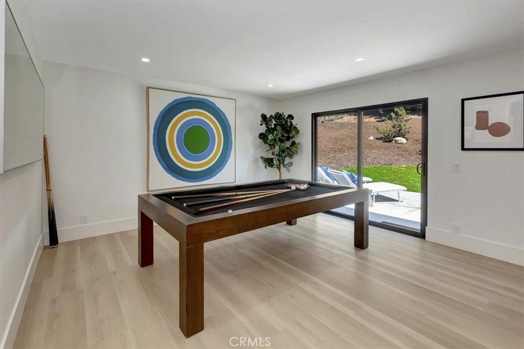 Billiard Table, Game Room, Interior, Recessed Lighting, Wood Texture Flooring