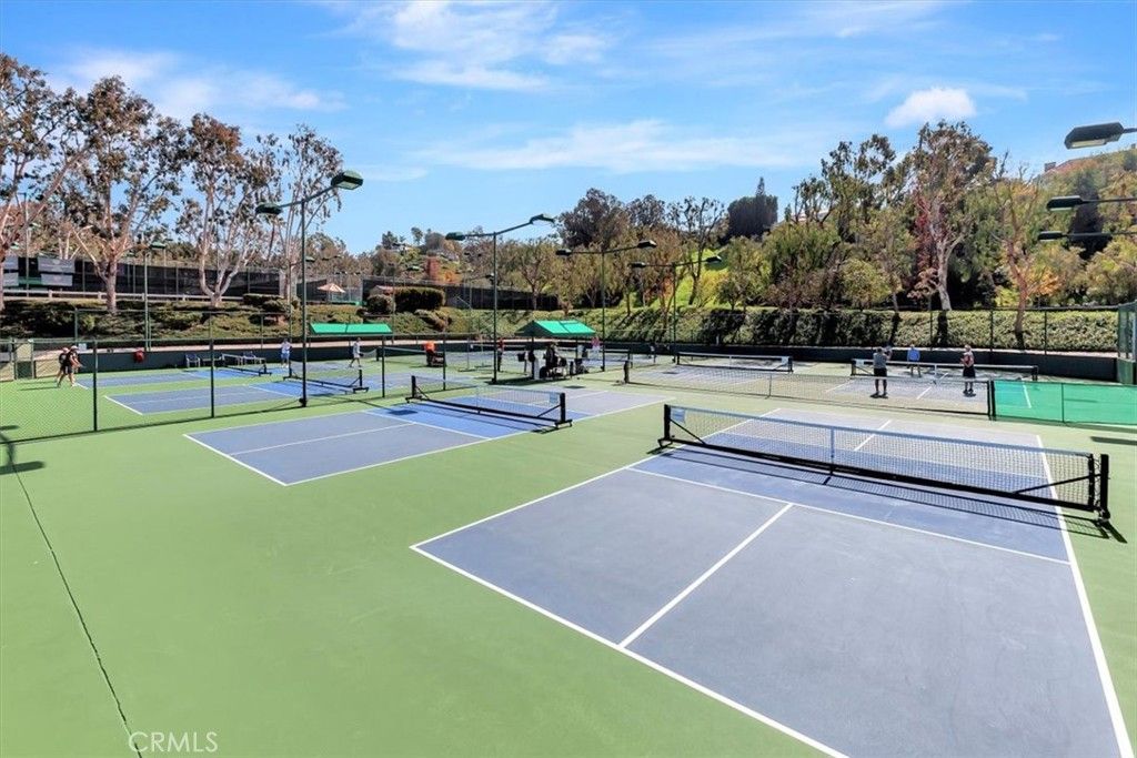 Exterior, Tennis Courts