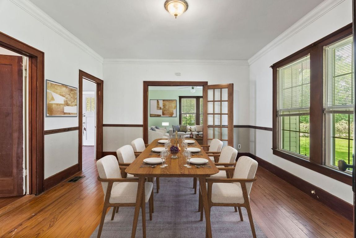 Dining room, Interior, Wood Texture Flooring