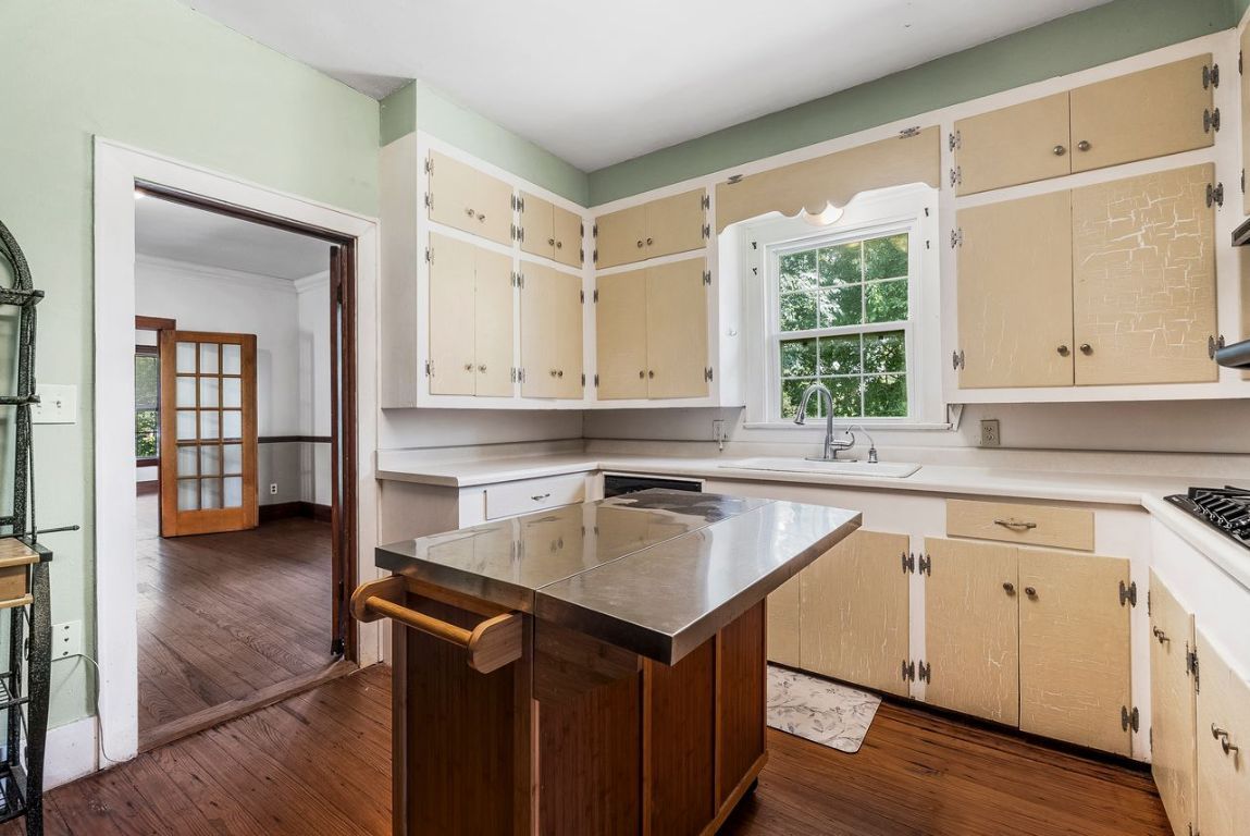 Interior, Kitchen, Wood Texture Flooring