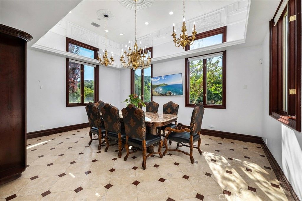 Chandelier, Dining room, Interior, Recessed Lighting