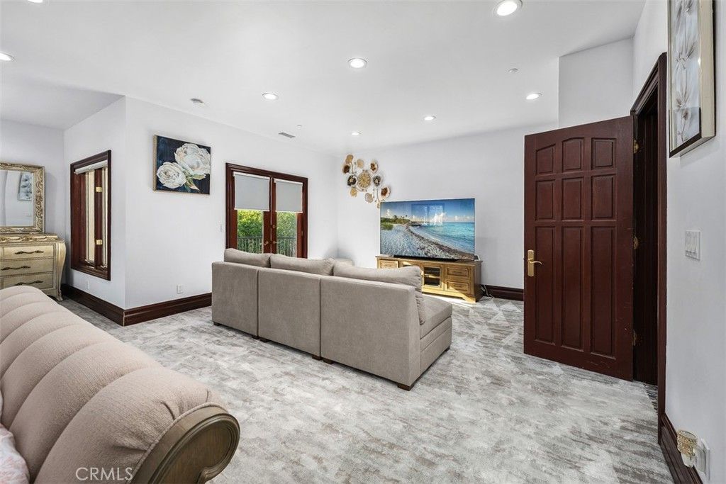 Fireplace, Interior, Living room, Recessed Lighting