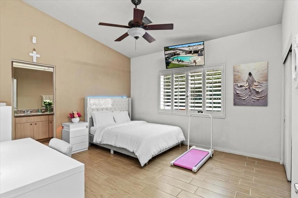 Bedroom, Interior, Wood Texture Flooring