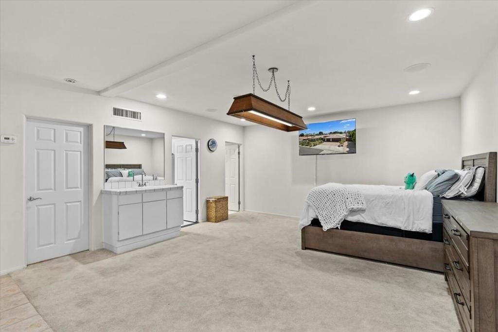 Bedroom, Interior, Pendant Lights, Recessed Lighting